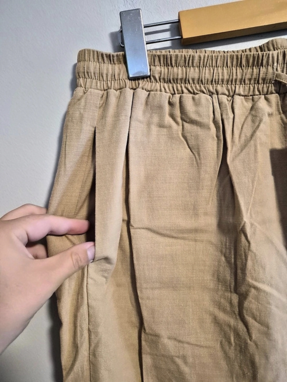 NEW Molly Bracken Medium Tan Linen Blend Straight Leg Pants W Drawstring Waist - Picture 4 of 4